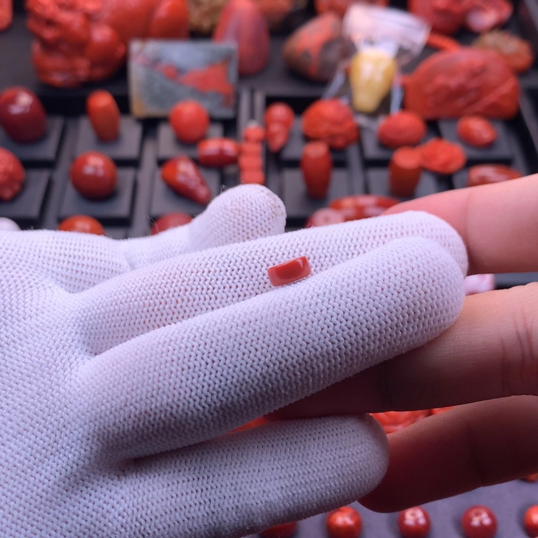 南红玛瑙未镶嵌川料原矿满色满肉精工直切隔片8mm