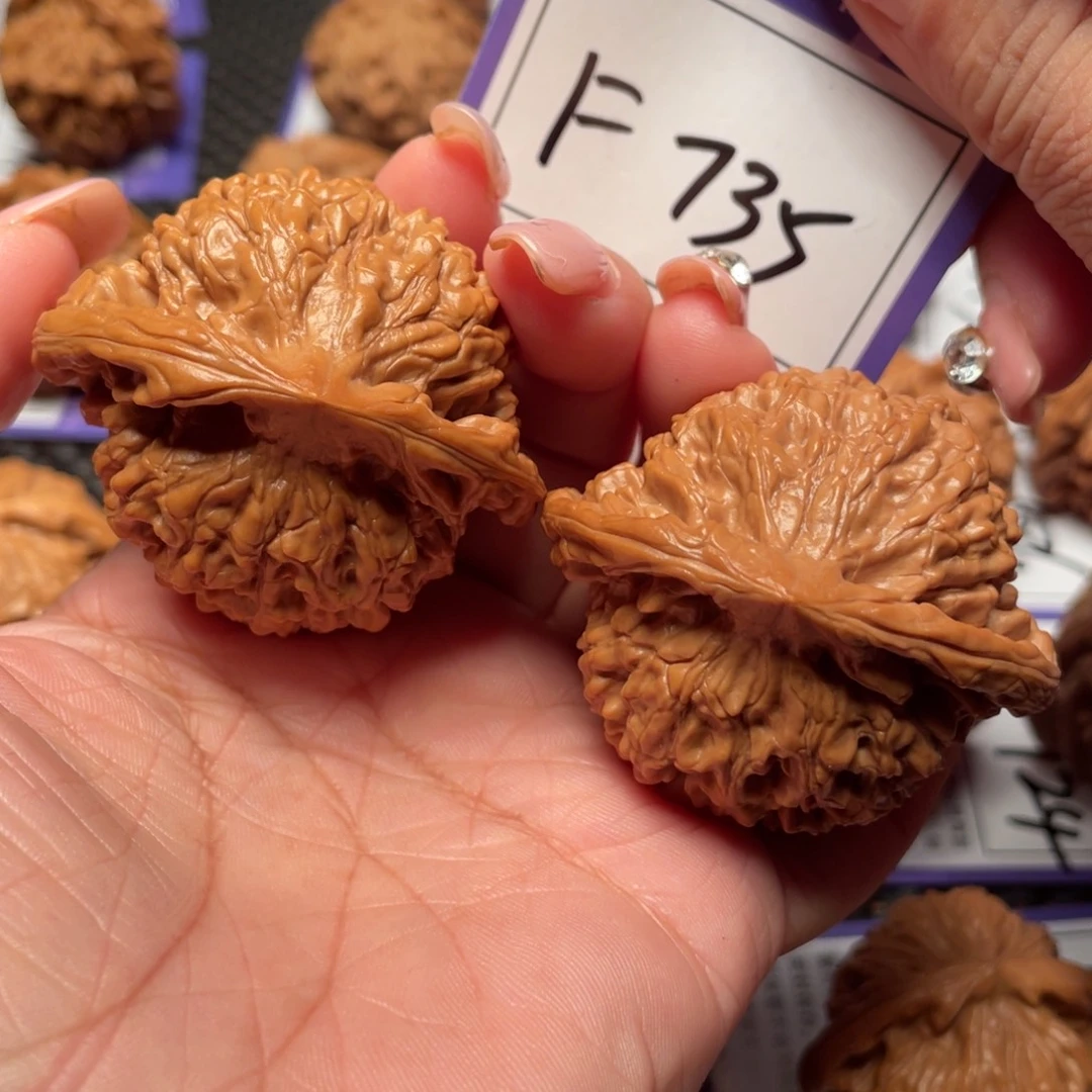 文玩核桃把件735号官帽48