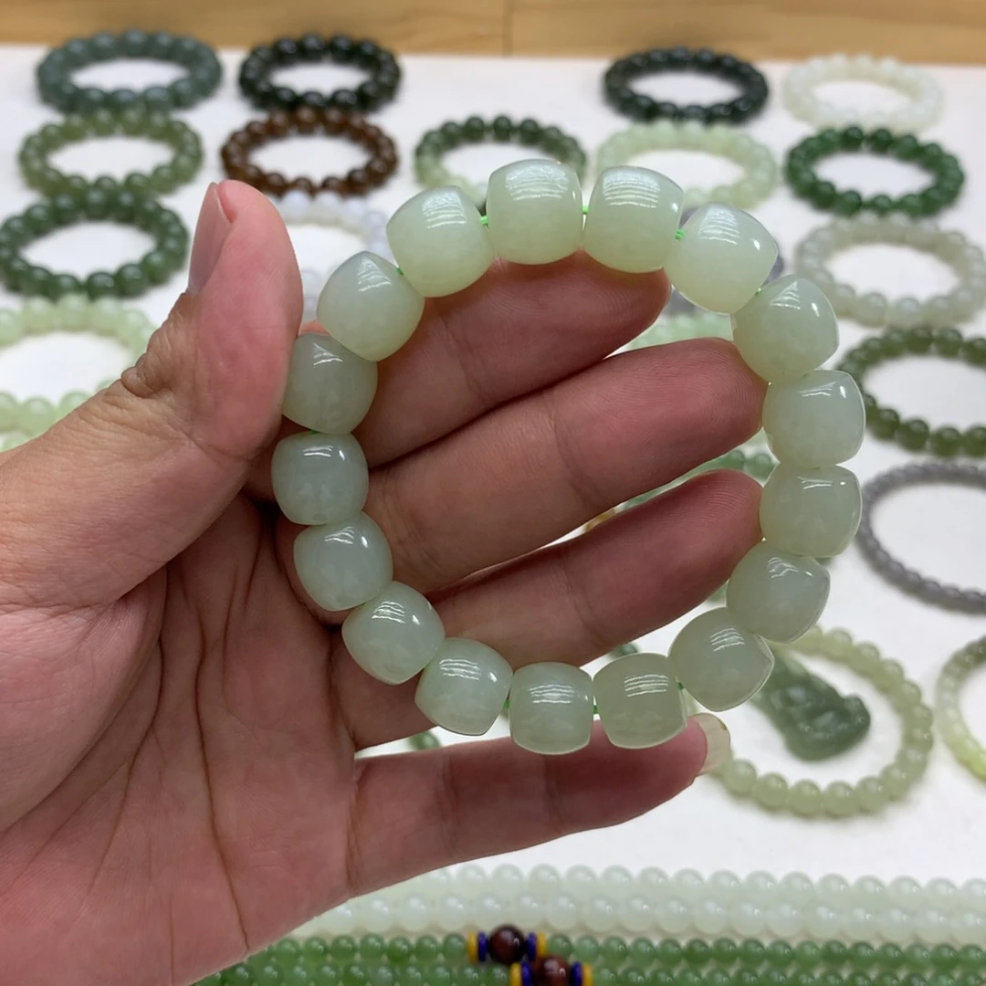 手串未镶嵌和田玉(直切晴水12.8)