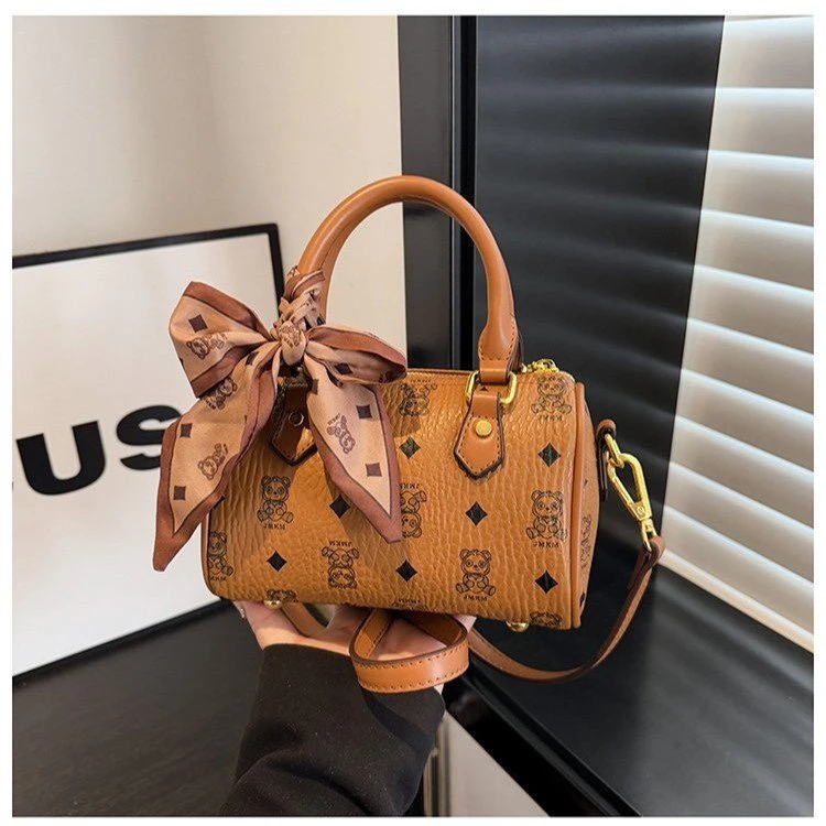 新款轻奢百搭高级感气质时尚斜挎女士包6082棕色