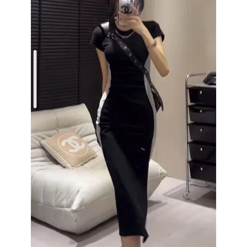 KME撞色拼接开叉修身款2023夏季新款显瘦气质辣妹纯欲风包臀连衣