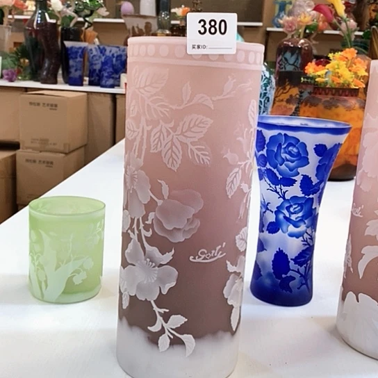 花瓶高30厘米口径10厘米