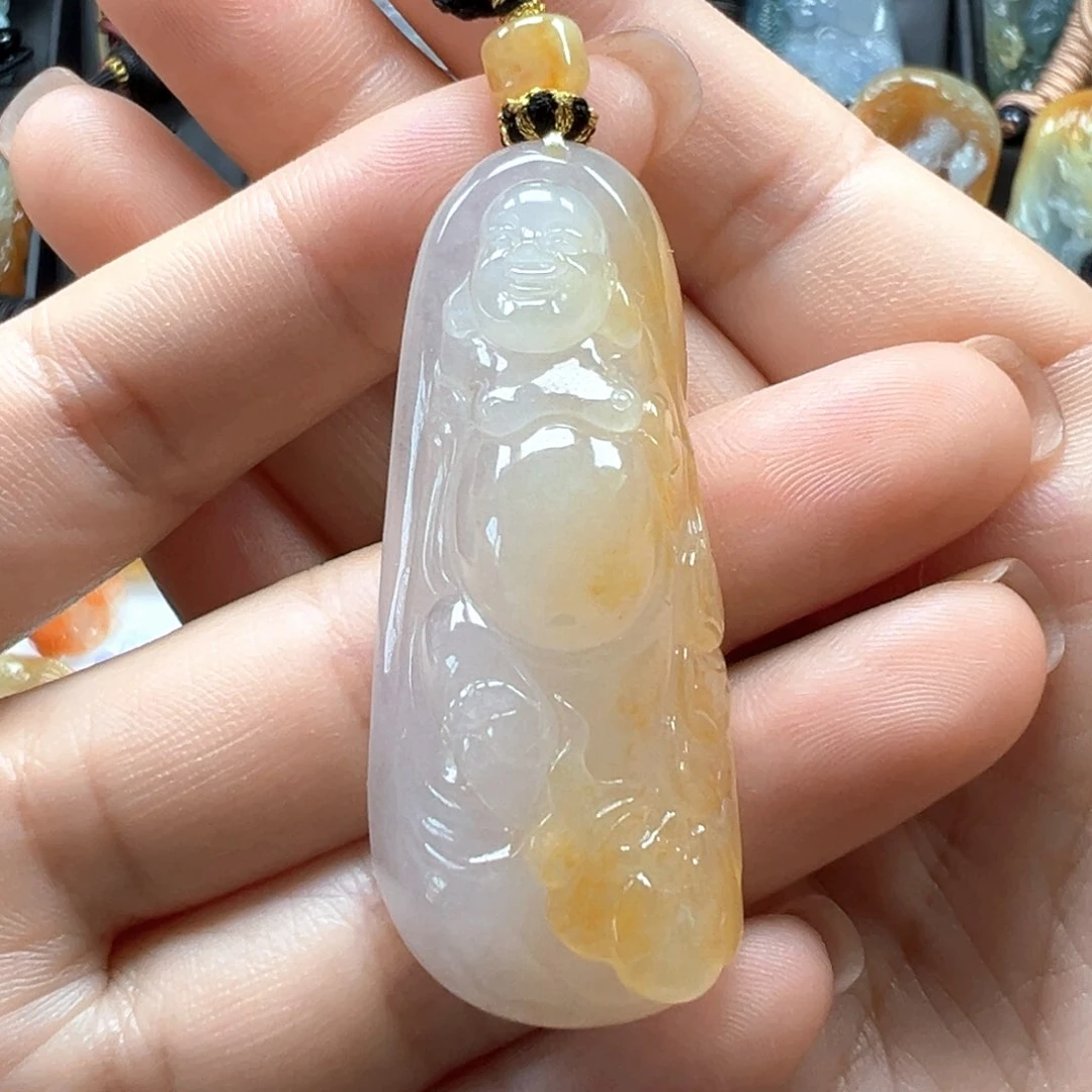 翡翠颈饰未镶嵌佛