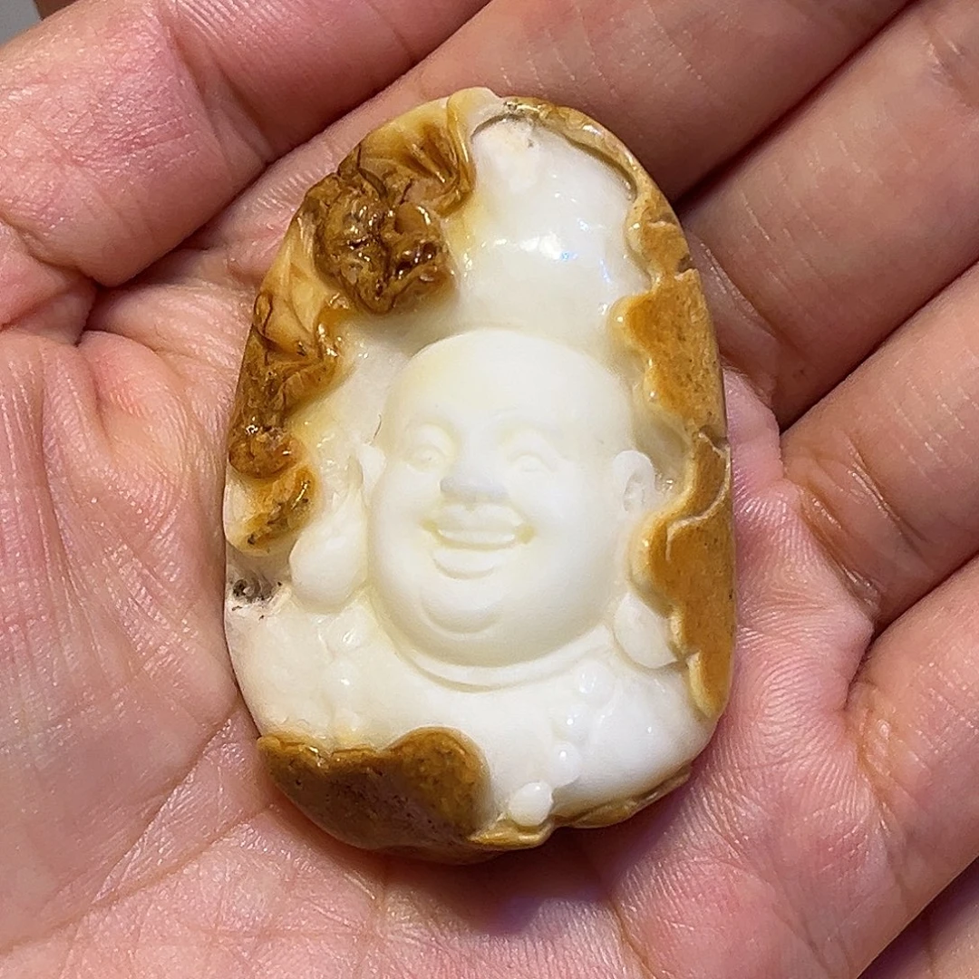 琥珀未镶嵌颈饰弥勒佛吊坠