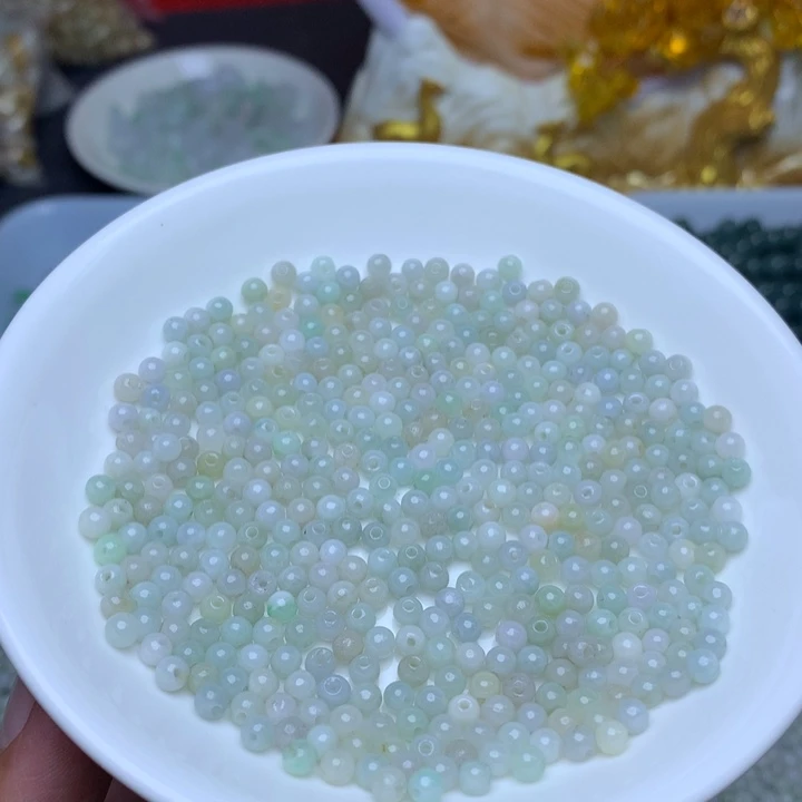 【闪购商品】翡翠手链未镶嵌卡3.5冰绿白200个