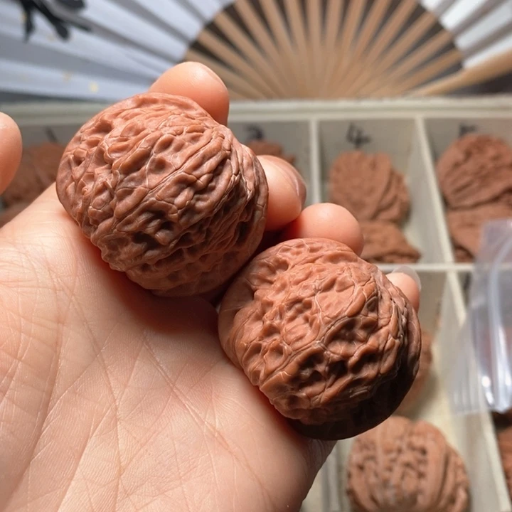 文玩核桃吊坠磨盘