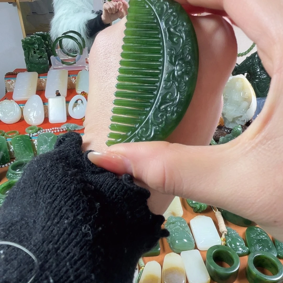 和田玉（碧玉）未镶嵌摆件