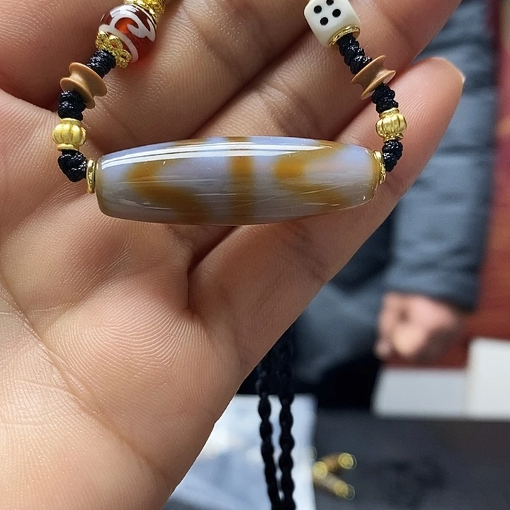 玛瑙/玉髓合金颈饰