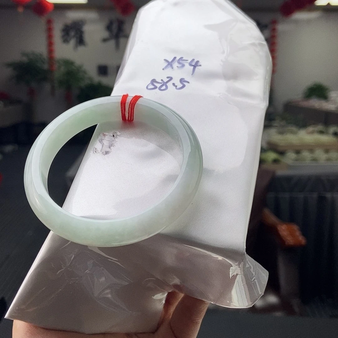 翡翠手镯未镶嵌拍一发一
