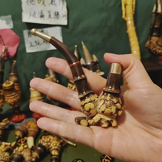 ****鬼贵州特色竹根烟斗工艺品手把件