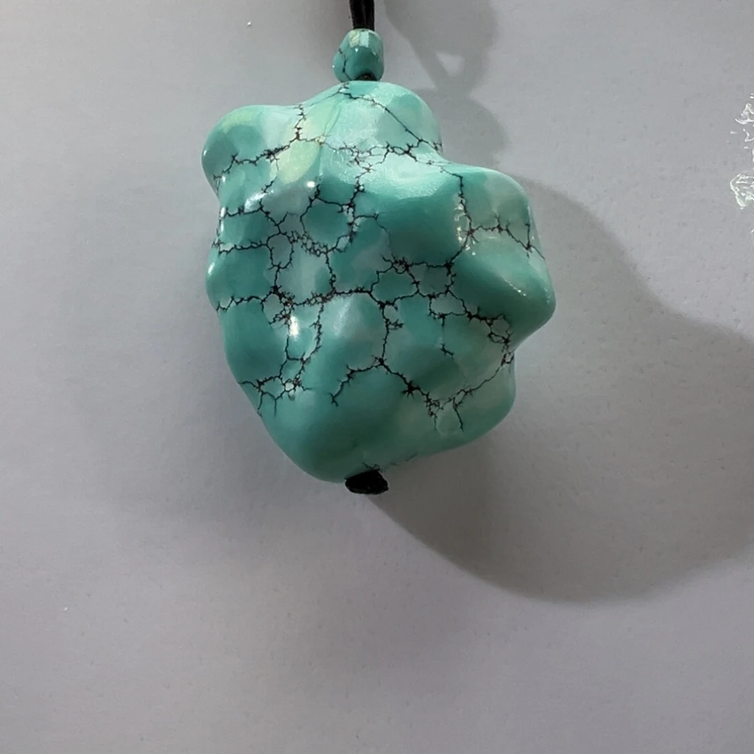 绿松石未镶嵌挂件