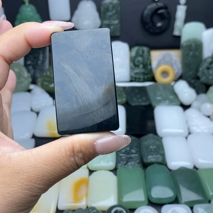 江***枫和田玉未镶嵌颈饰