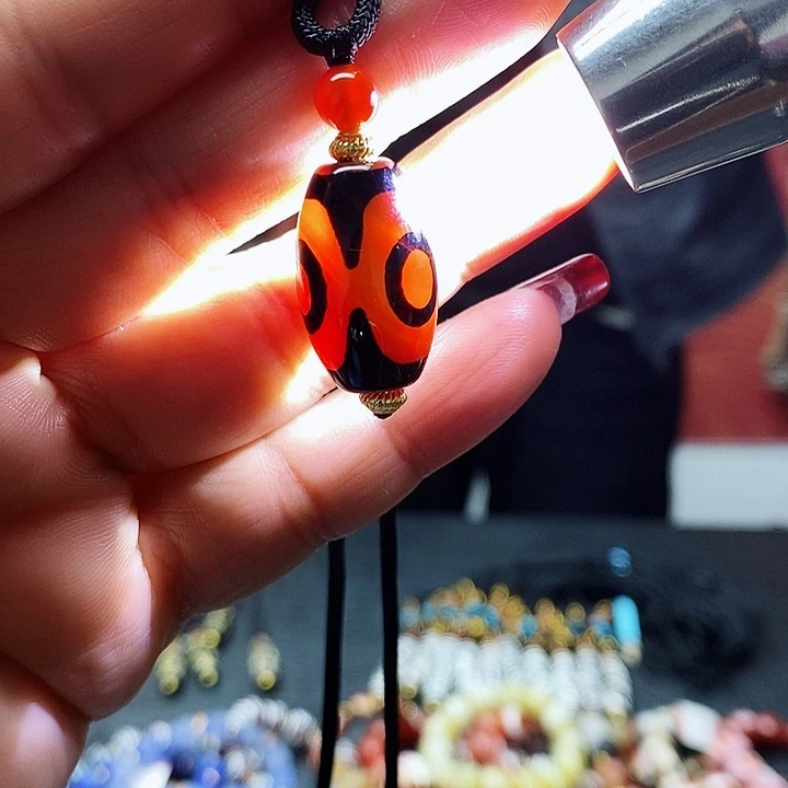 玛瑙/玉髓颈饰合金