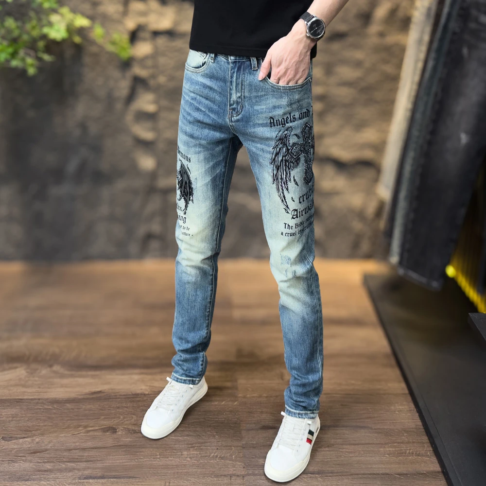 2025年秋冬欧货印花带钻男款牛仔裤痞帅潮男裤子弹力修身小脚长裤