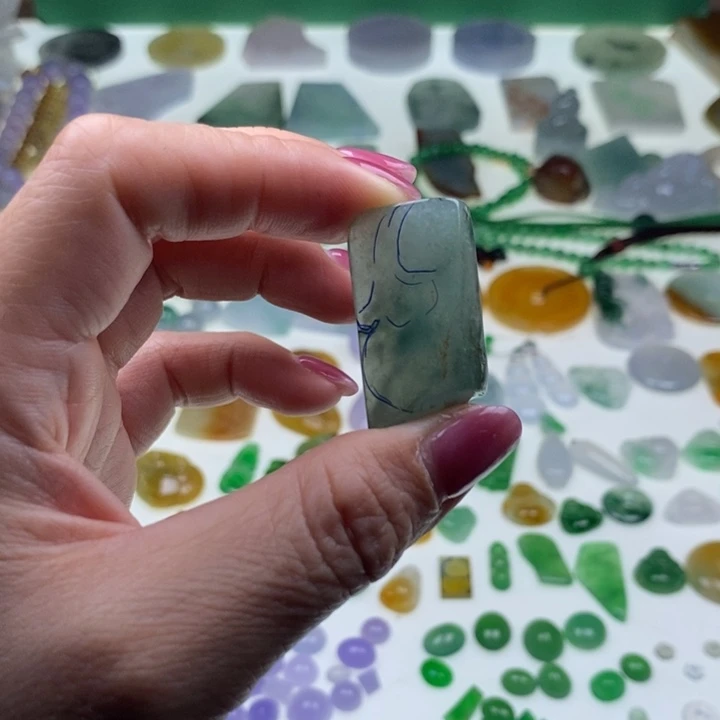 ****水翡翠未镶嵌挂件天然翡翠