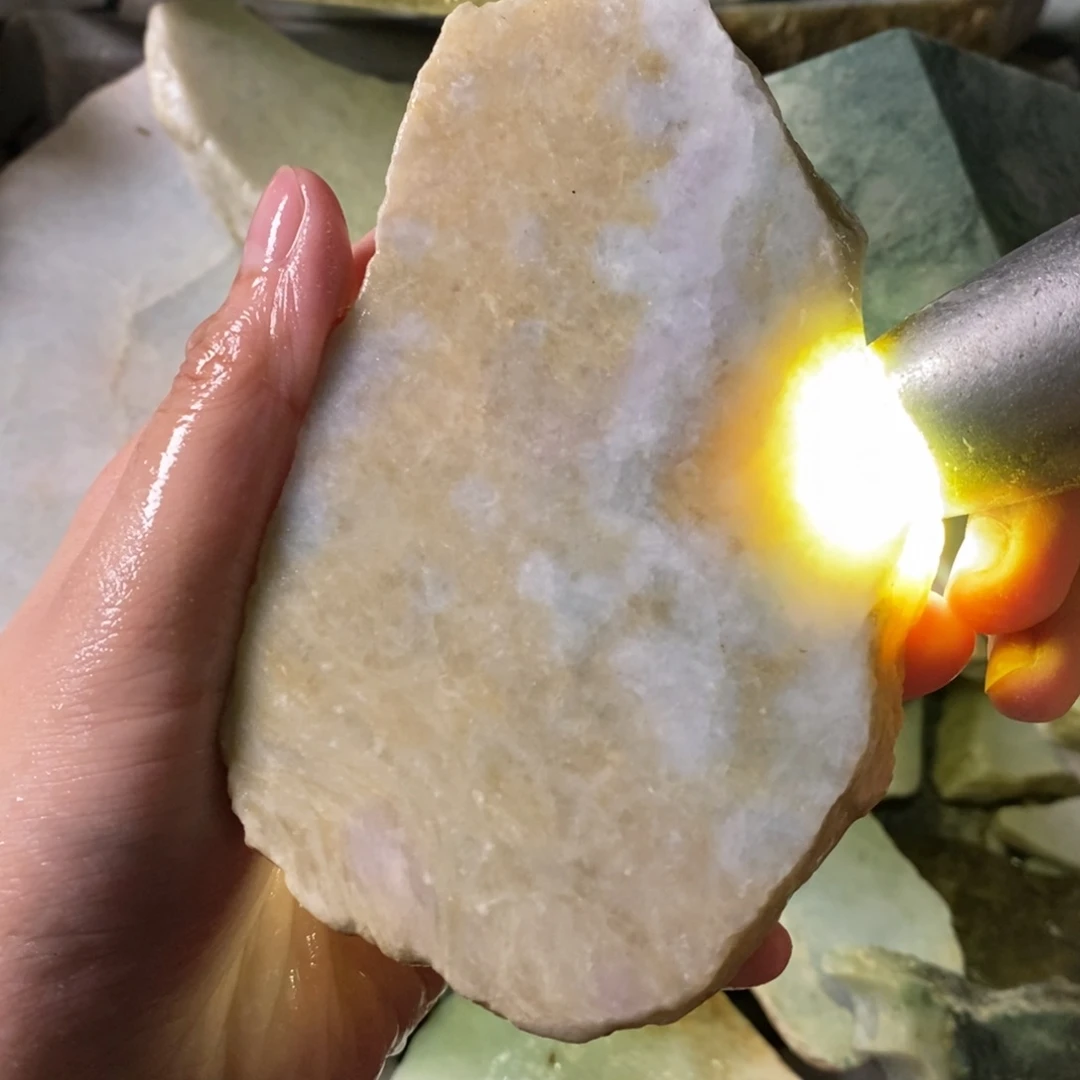 颈饰未镶嵌翡翠天然翡翠