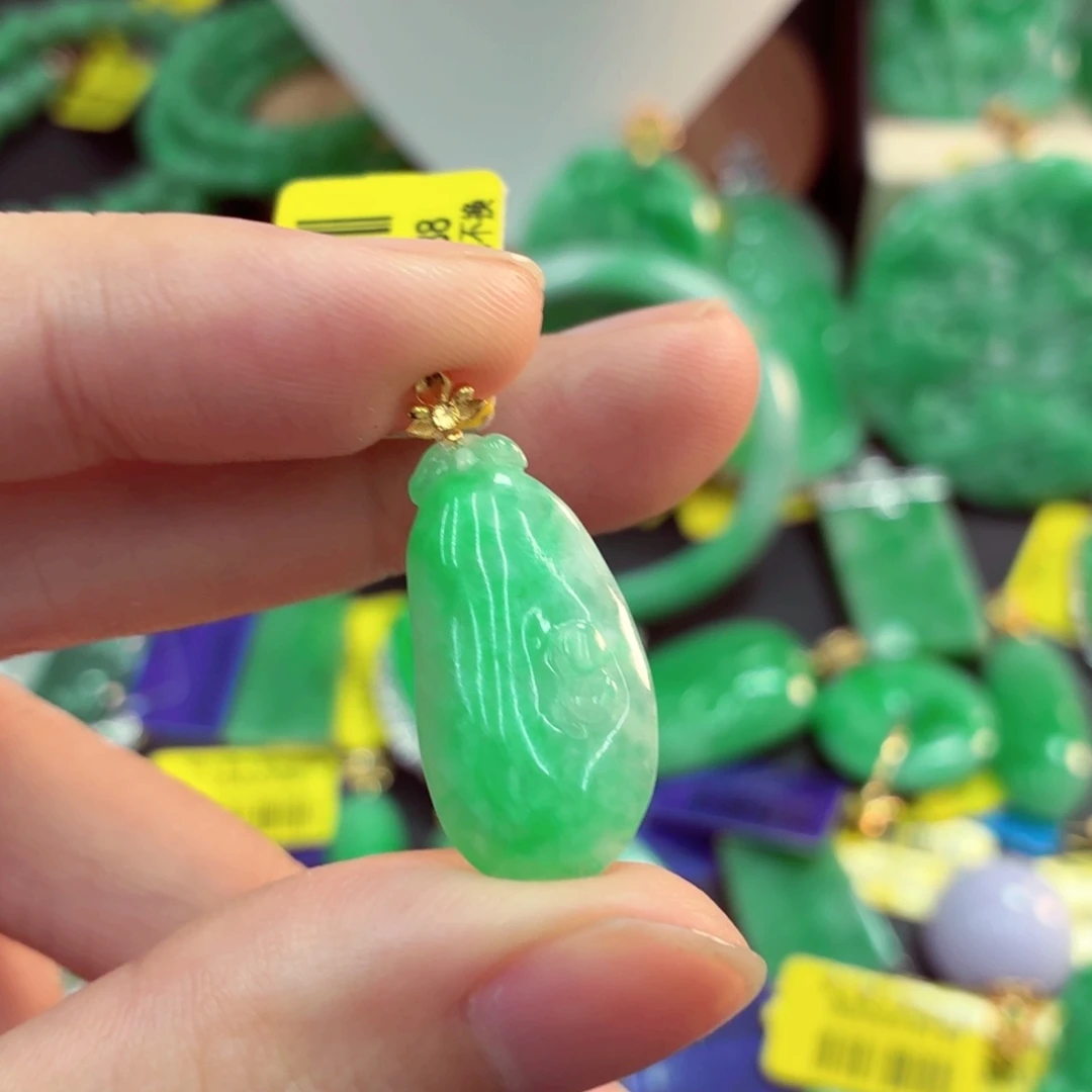 翡翠18K金镶嵌吊坠(不含链)