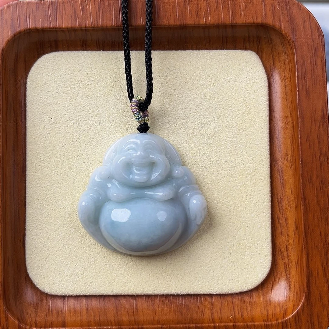 翡翠未镶嵌颈饰佛公