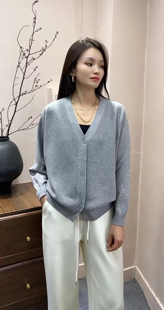 王姐推荐2025新款针织长袖开衫