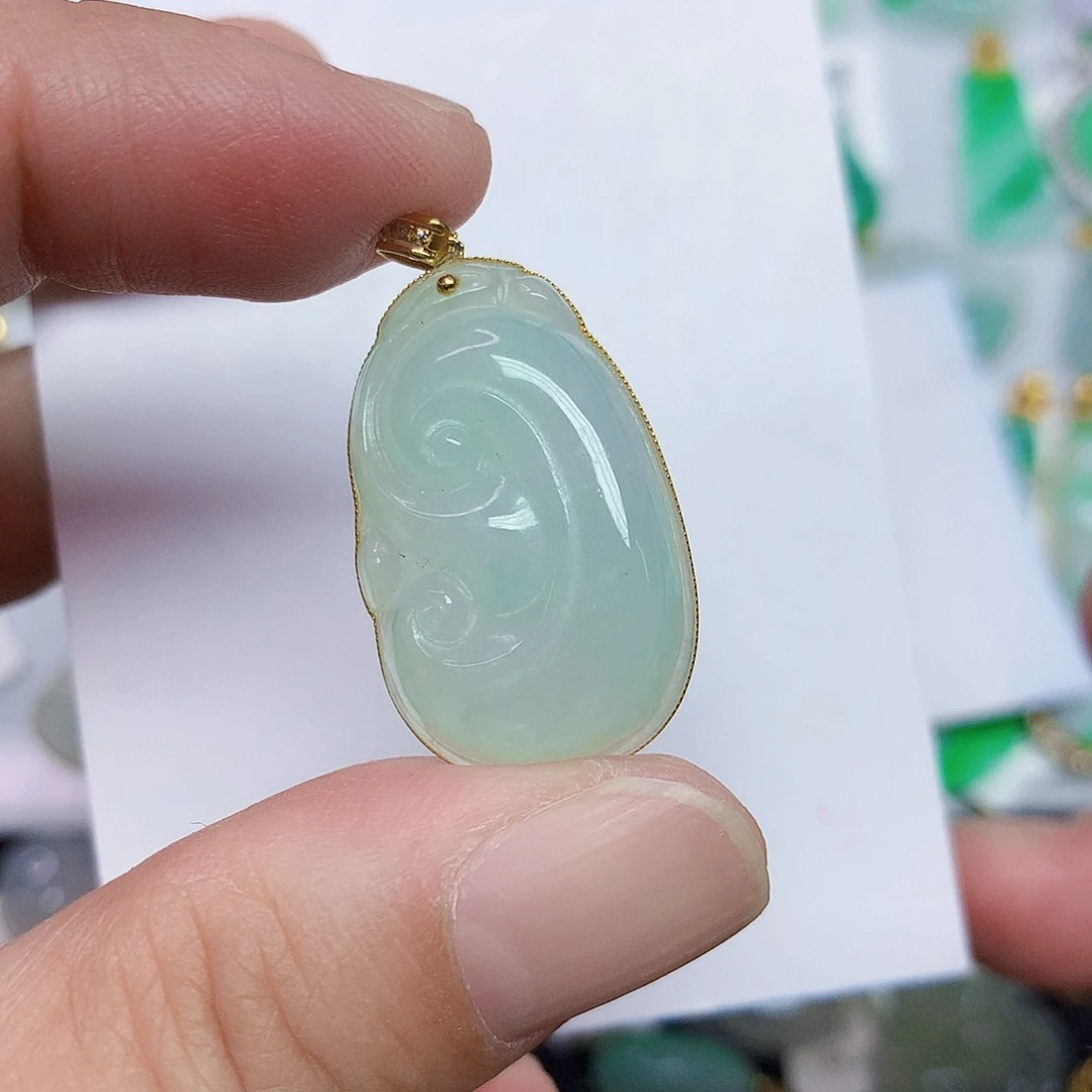 翡翠18K金镶嵌颈饰4567775