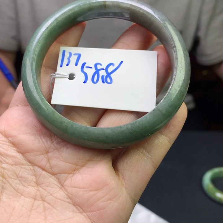 未镶嵌手镯翡翠137