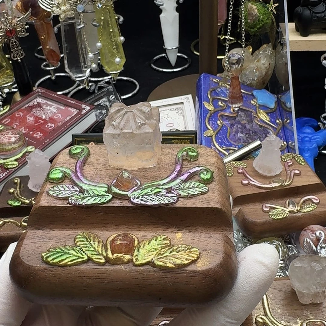 ****n颈饰水晶未镶嵌白