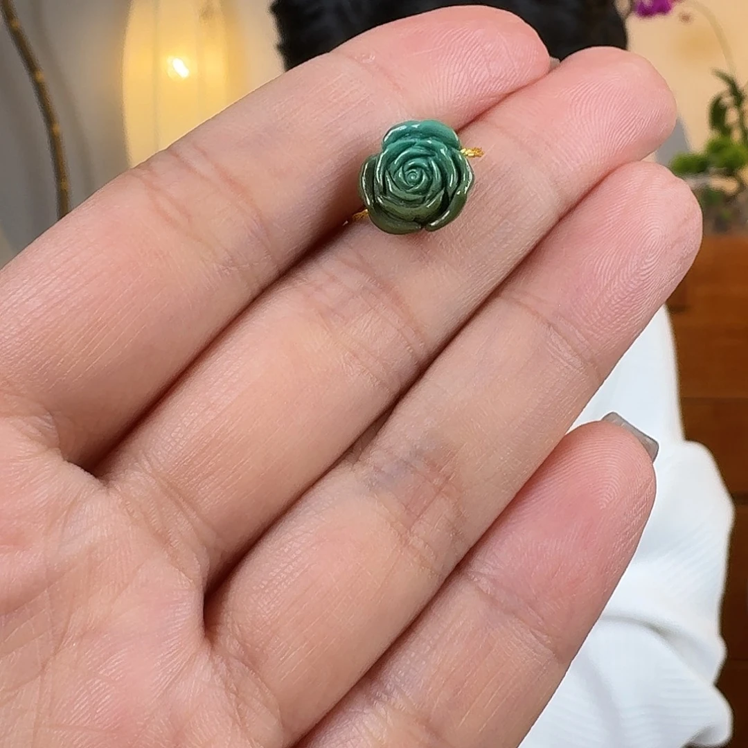 绿松石未镶嵌挂件