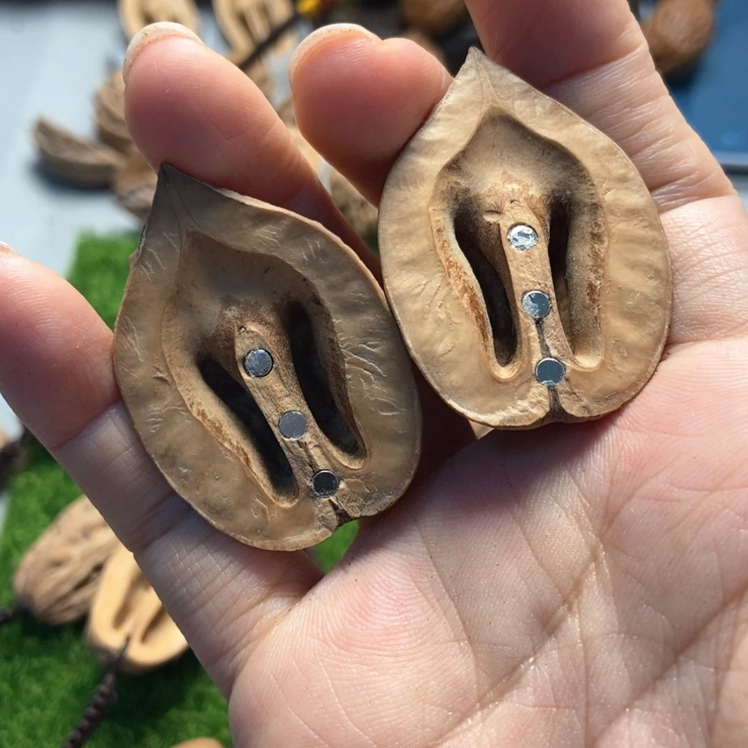 文玩核桃吊坠簡*點秋子