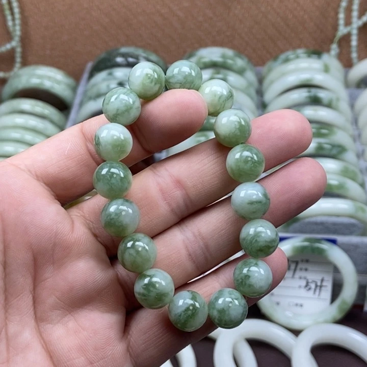 蛇纹石玉未镶嵌手链