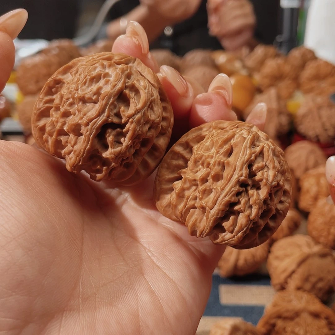 吊坠文玩核桃41三角白