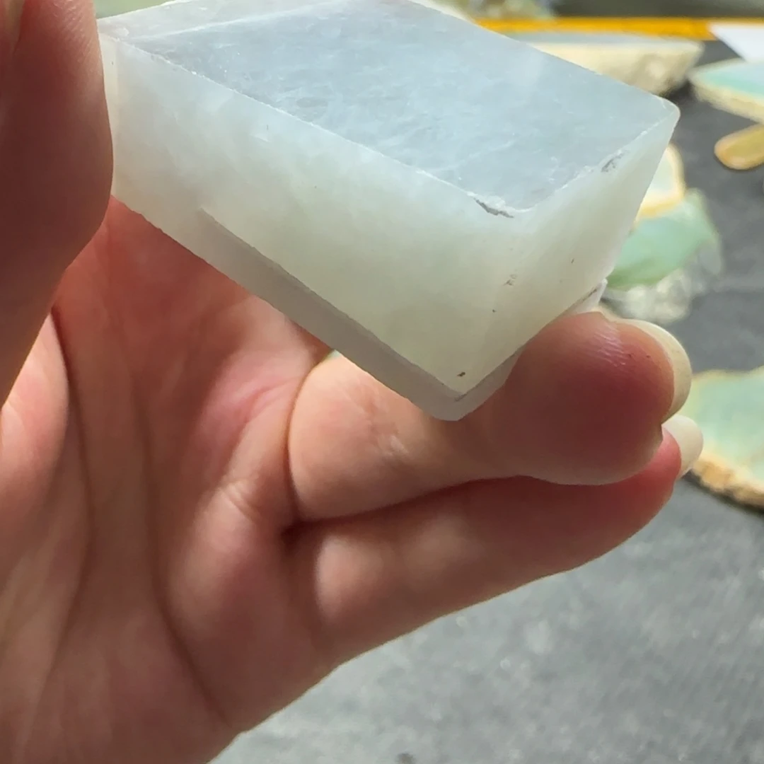 君***狼定制翡翠未镶嵌缅甸翡翠