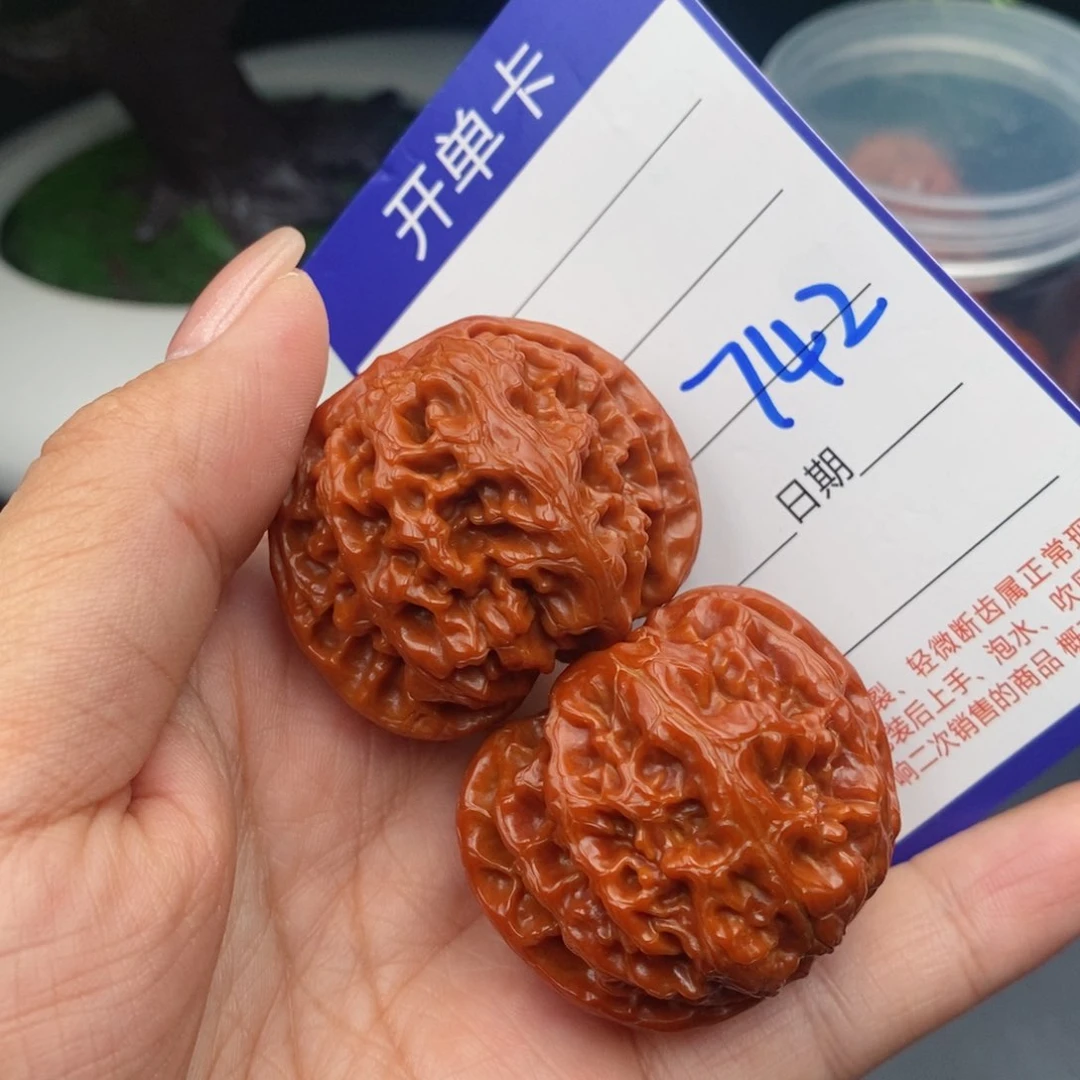 文玩核桃把件40苹果了742