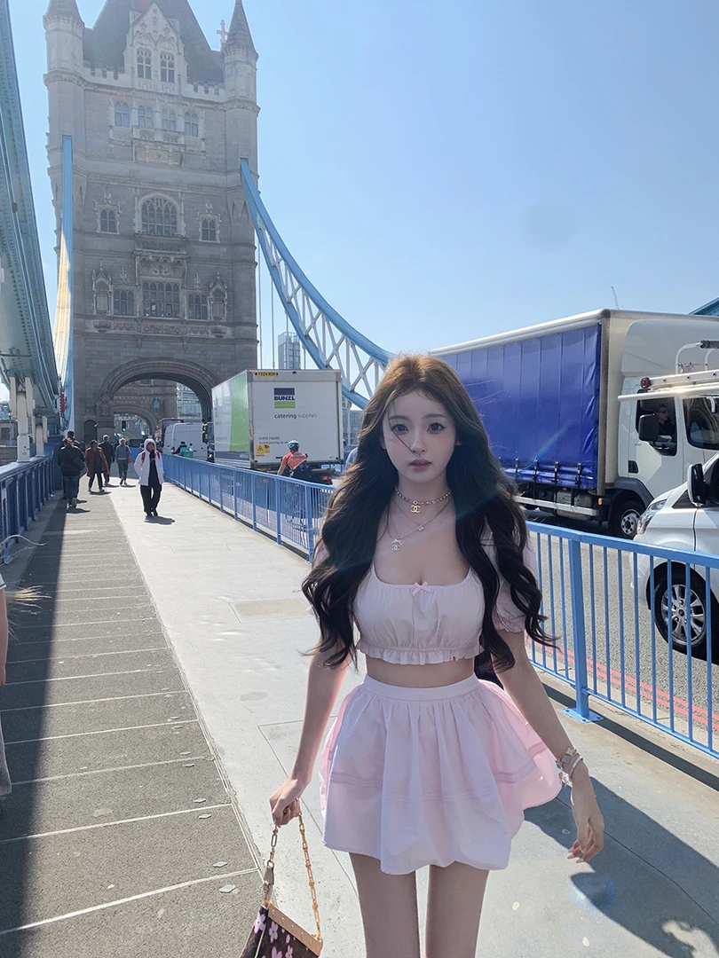 【夏日绵绵冰】设计感辣妹气质上衣女夏季2025新款显瘦半裙两件套装