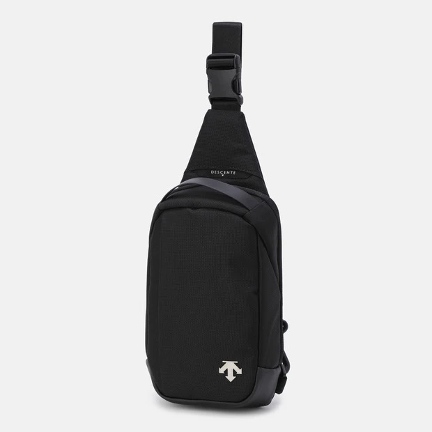 DESCENTE/迪桑特新款休闲运动斜挎包韩版都市户外风格SR123UBG10