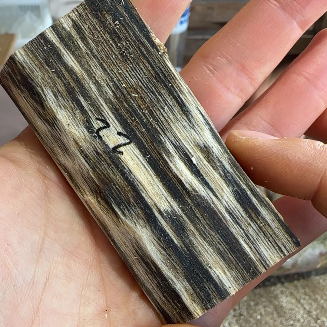 沉香碎屑沉香22号奇楠沉香原木一个紫奇