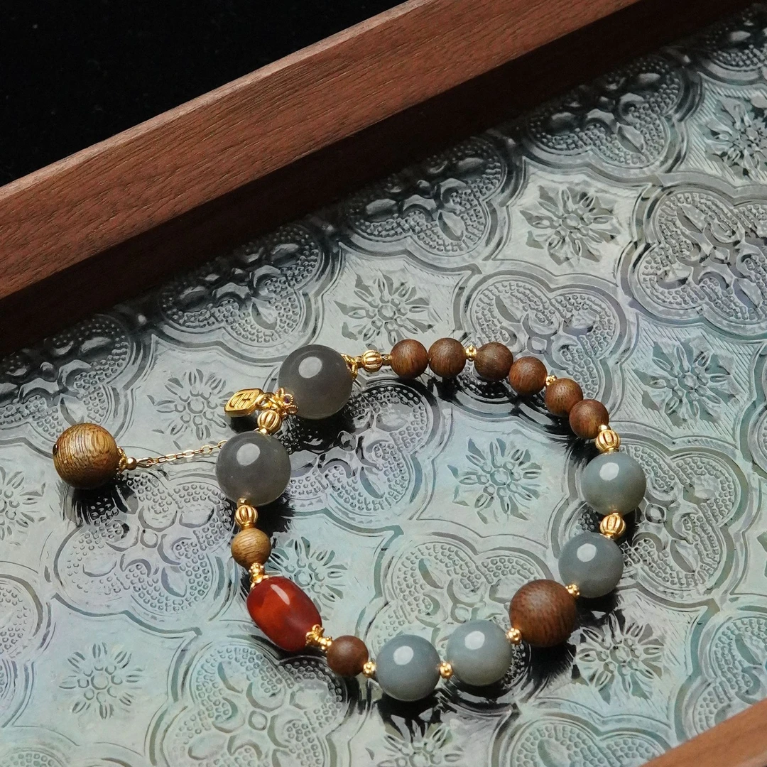 沉香婉儿 天然莺歌绿棋楠沉香6mm圆珠单圈手串