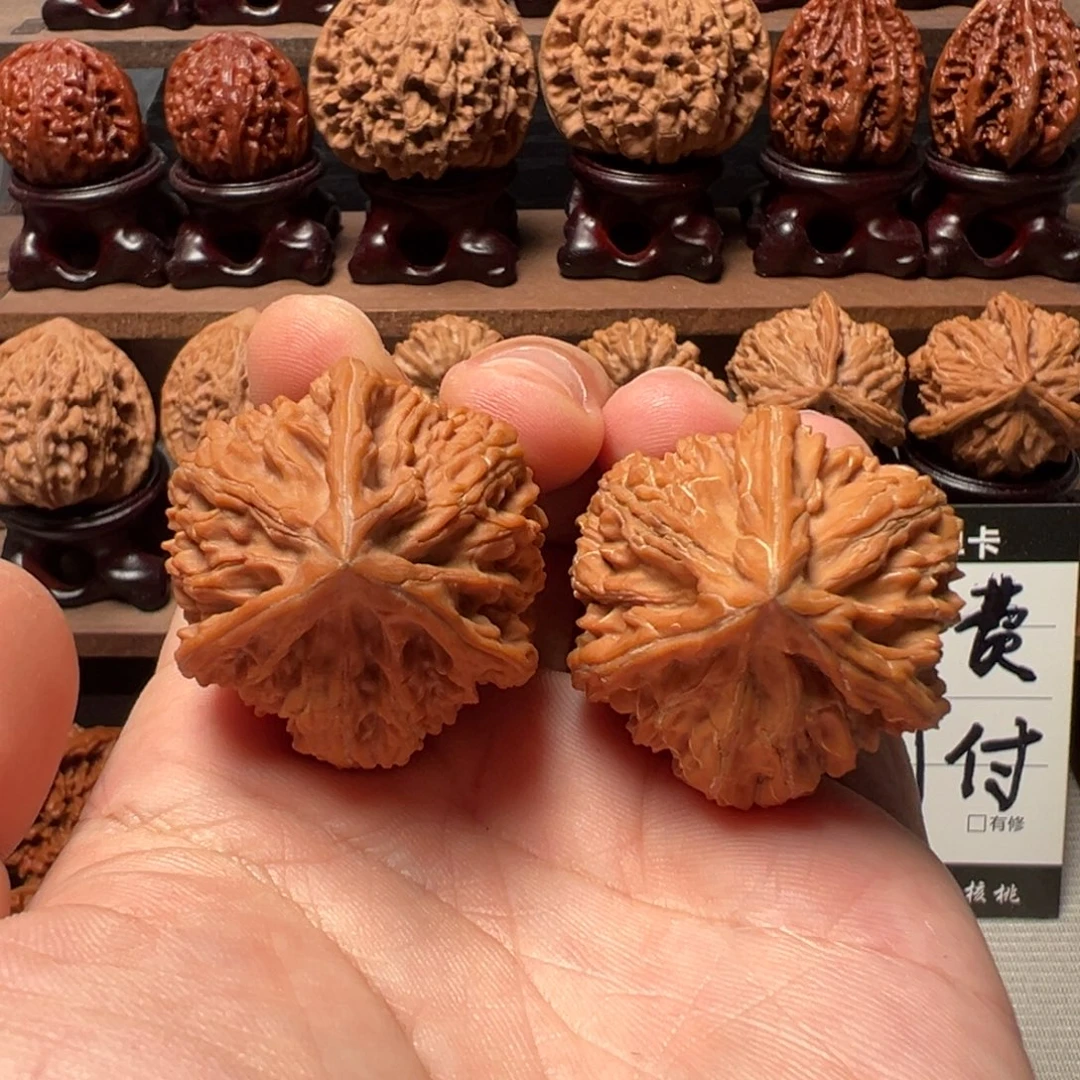 把件文玩核桃39文山正奔