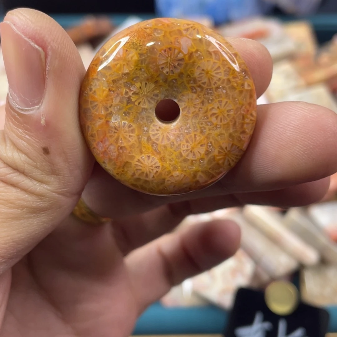 未镶嵌手镯硅化玉