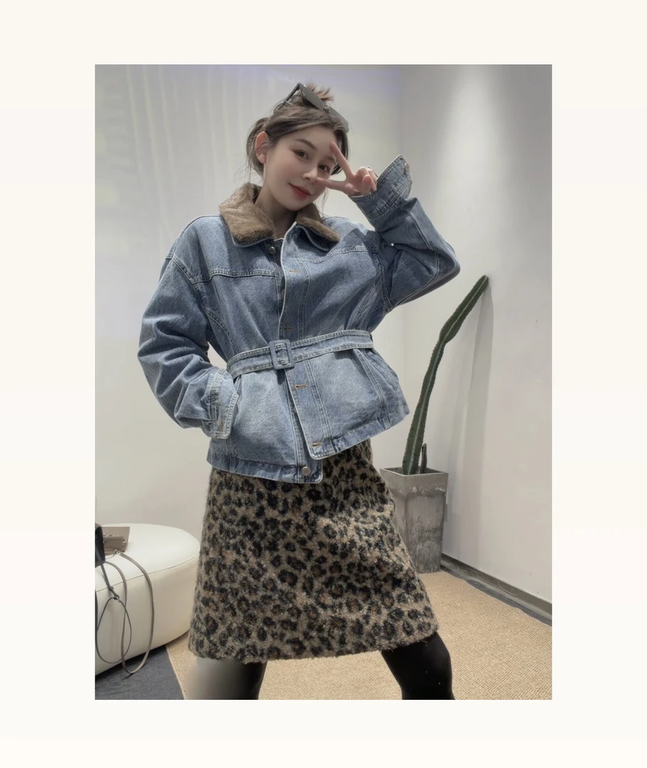 【雪儿姐姐】显瘦翻领女装短外套常规袖冬季复古短款水洗软牛仔