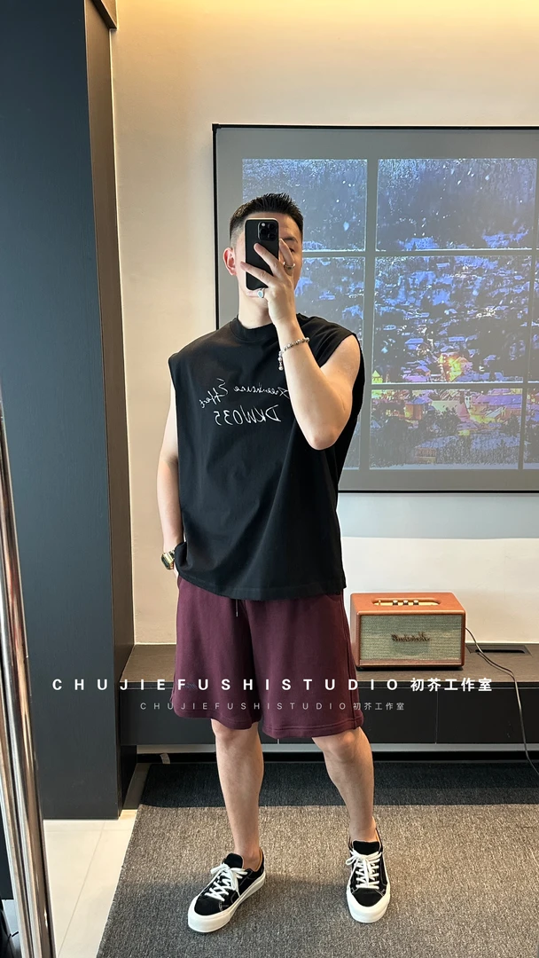 CHUJIE韩版潮牌字母印花微磨破无袖背心