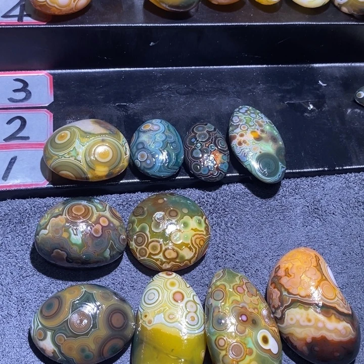 心***9玛瑙/玉髓未镶嵌珠宝奇石