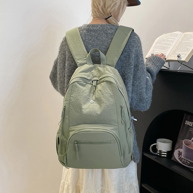 新款女士轻便尼龙布旅行包大容量双肩包简约百搭牛津布包背包8902