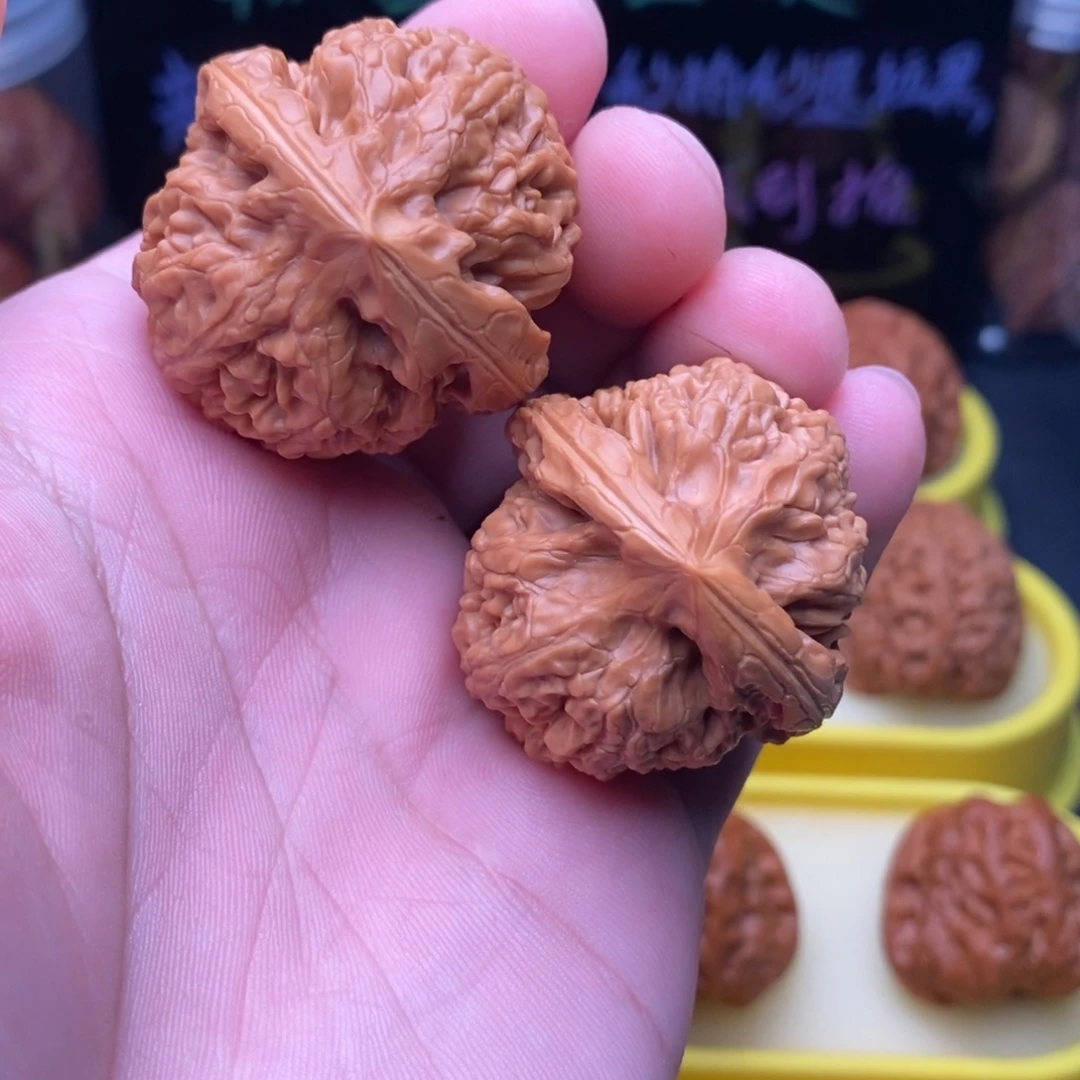 桃核吊坠核尊尺寸37