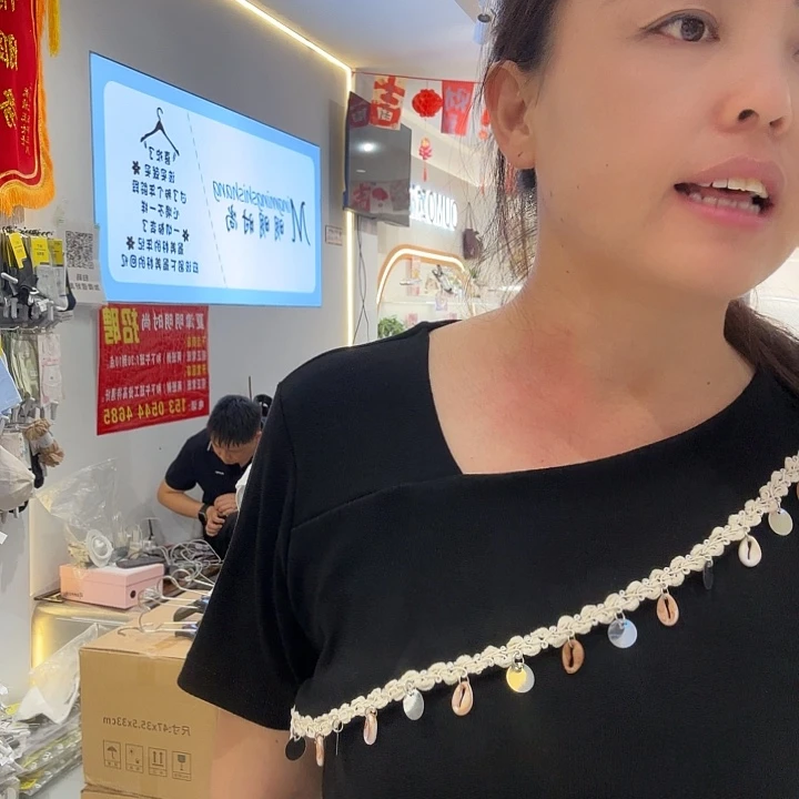 高品质时尚短袖2差