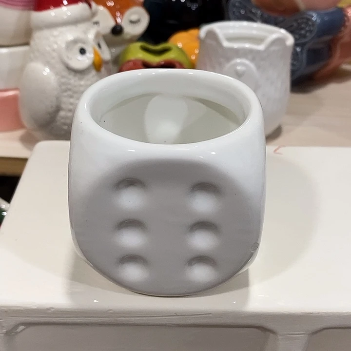 摆件陶陶盆有孔 瑕疵介意勿拍