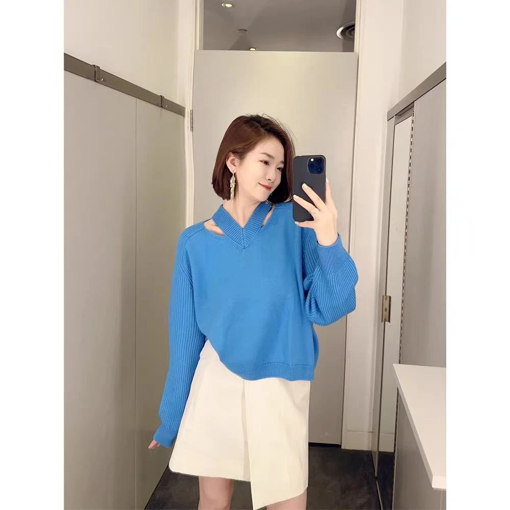 121新款时尚V领镂空设计感小众针织衫上衣外穿毛衣