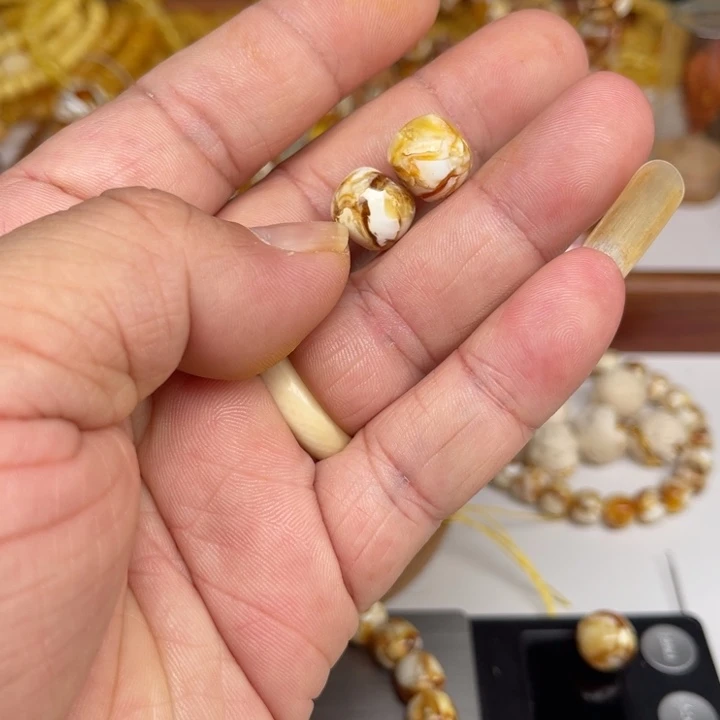 琥珀裸石未镶嵌安*06号