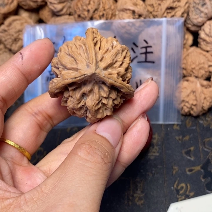 添***饭文玩核桃吊坠文玩核桃异形单只