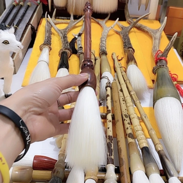 【闪购商品】纯羊毫细嫩光峰10口径1.9