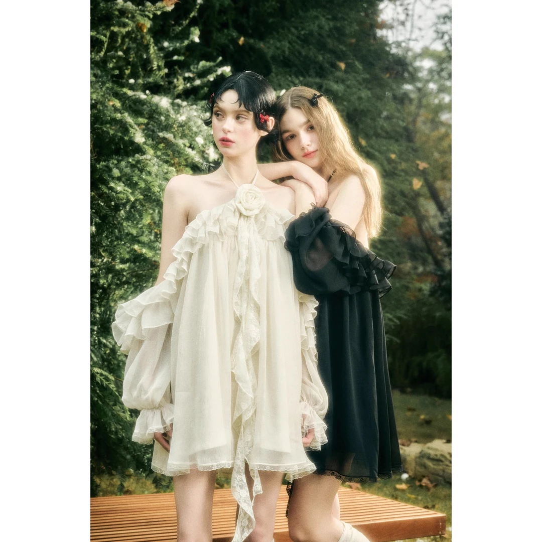 会发光空气轻盈仙境连衣裙挂脖露肩飘带裙